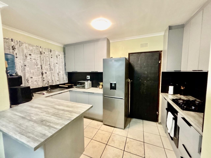 3 Bedroom Property for Sale in Highbury Western Cape